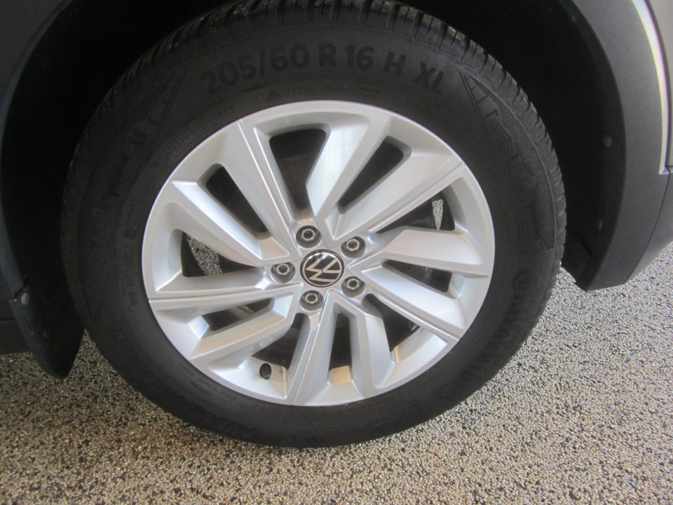 VW T-Cross 1,0 TSi 115 Life Team DSG 5d