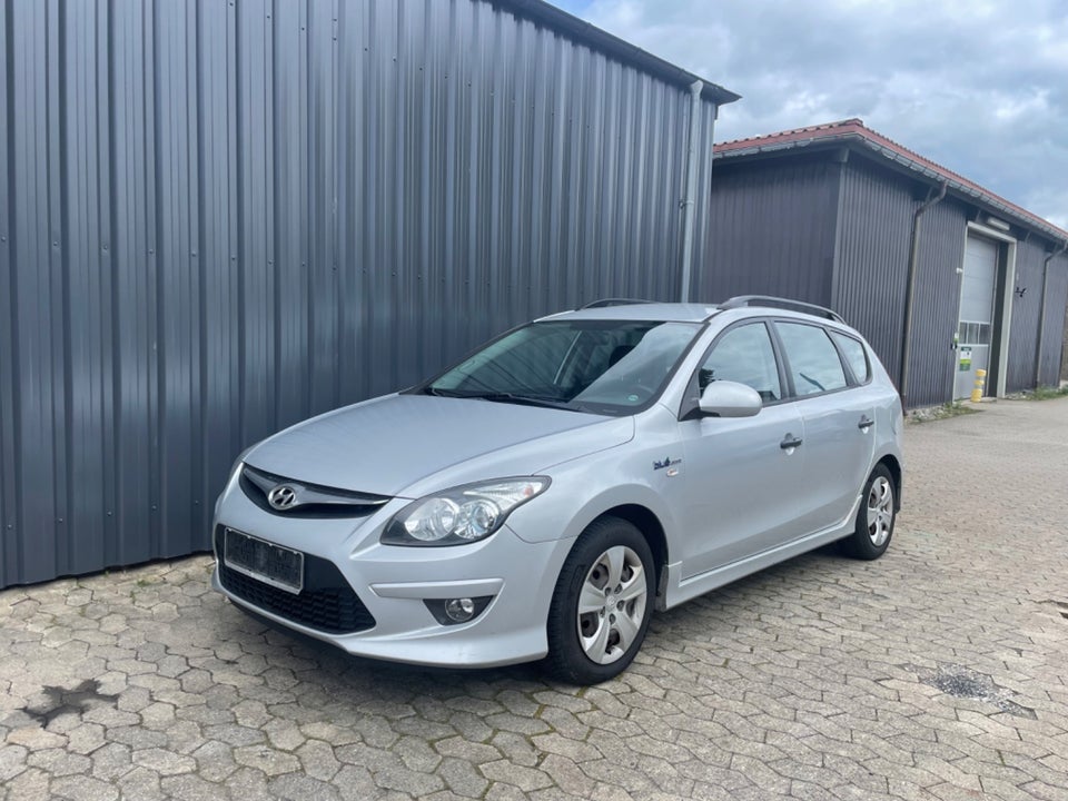 Hyundai i30 1,6 CRDi 90 Comfort CW 5d