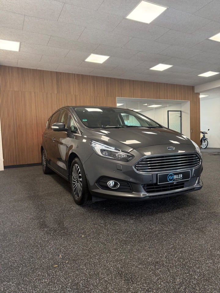 Ford S-MAX 2,0 EcoBlue Titanium aut. 5d