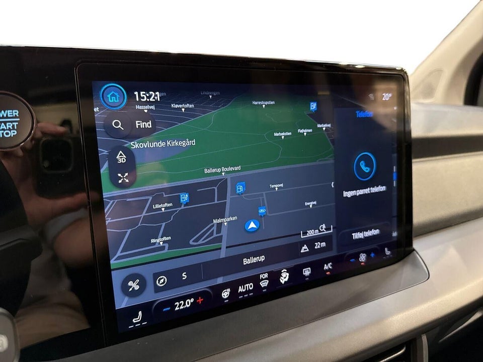 Ford E-Tourneo Courier 43 Titanium