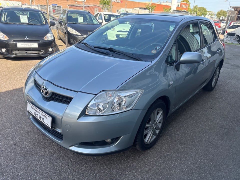 Toyota Auris 1,6 Luna+ 5d