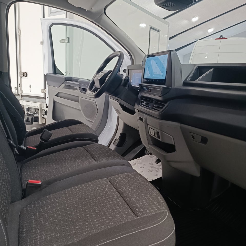 Ford Transit Custom 300 L2 2,0 EcoBlue Trend aut.
