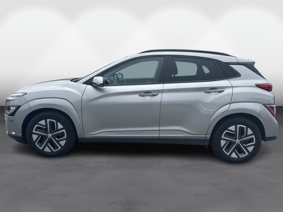 Hyundai Kona 64 EV Essential 5d