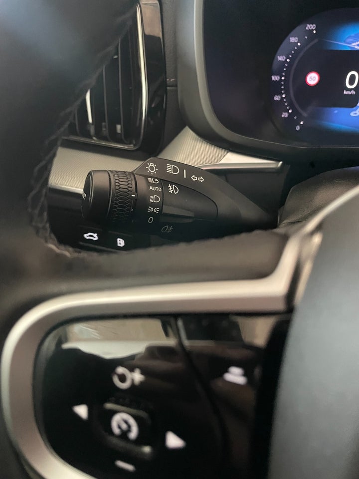 Volvo XC60 2,0 T6 ReCharge Black Edition aut. AWD 5d