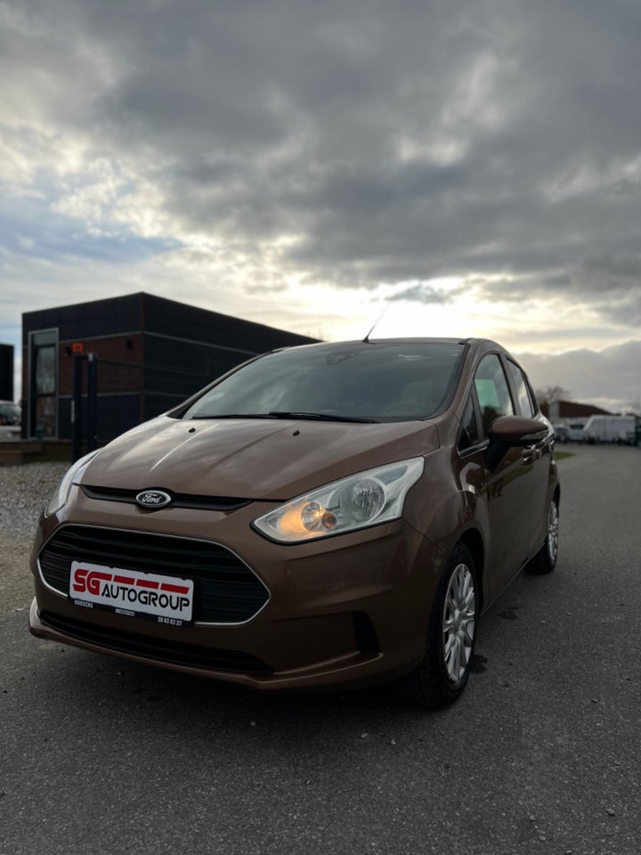 Ford B-MAX 1,0 SCTi 125 Titanium 5d