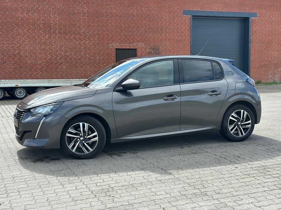 Peugeot 208 1,5 BlueHDi 100 Allure Sky 5d