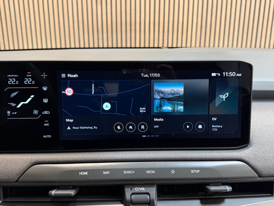 Kia EV3 81 Long Range Prestige 5d