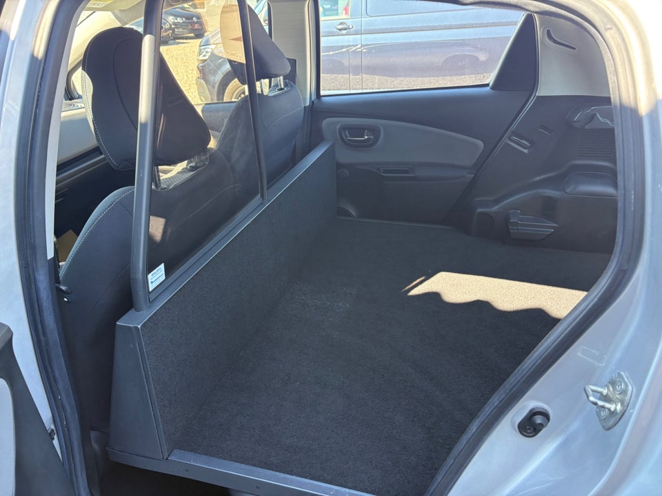 Toyota Yaris 1,5 Hybrid H2 Komfort e-CVT Van 5d