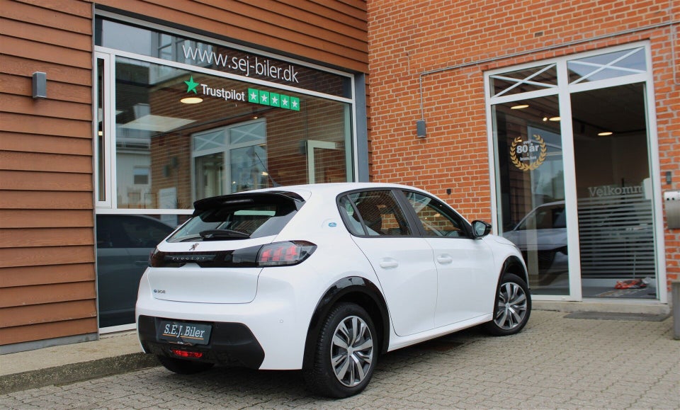 Peugeot e-208 50 Active Pack 5d