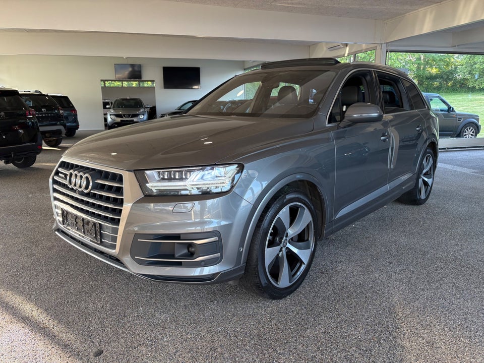 Audi Q7 3,0 TDi 272 quattro Tiptr. 7prs 5d