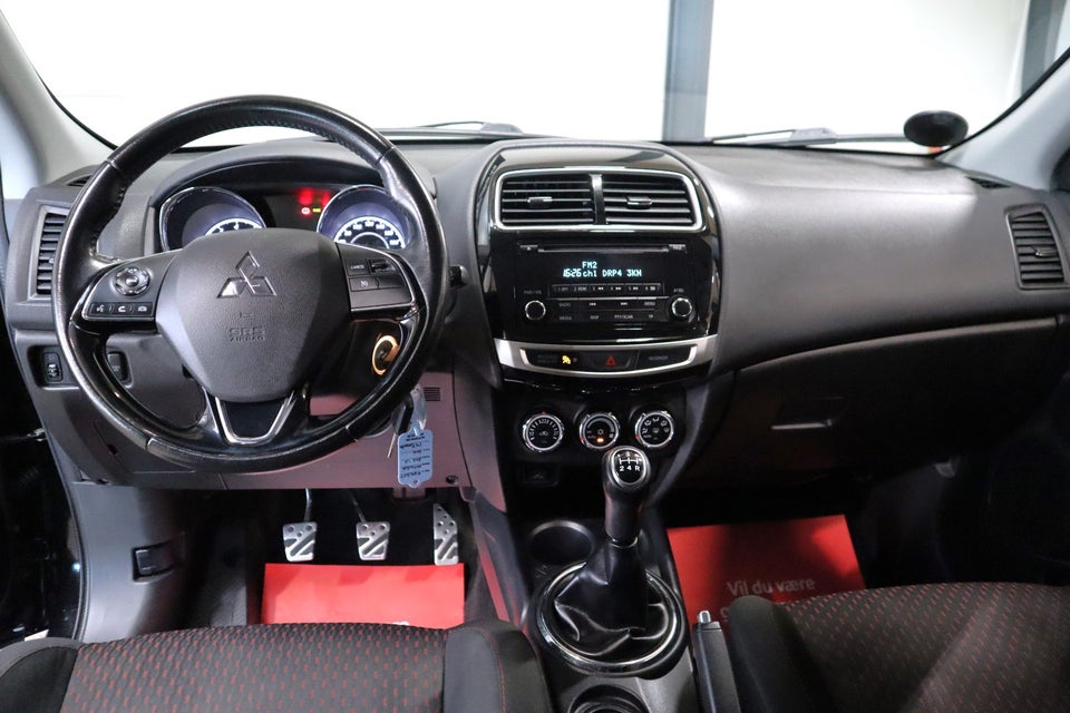 Mitsubishi ASX 1,6 Invite 5d