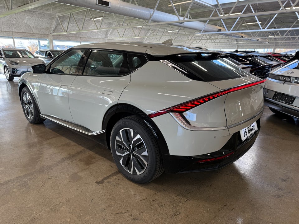 Kia EV6 77 Long Range Upgrade 5d