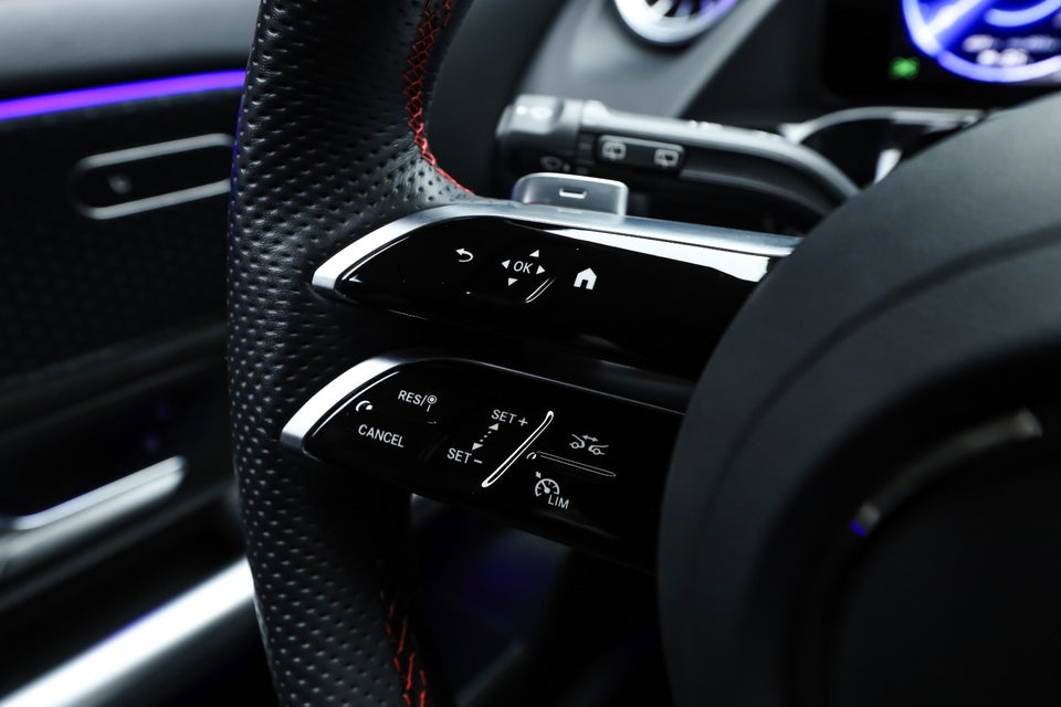 Mercedes EQA350 AMG Advance Plus 4Matic 5d