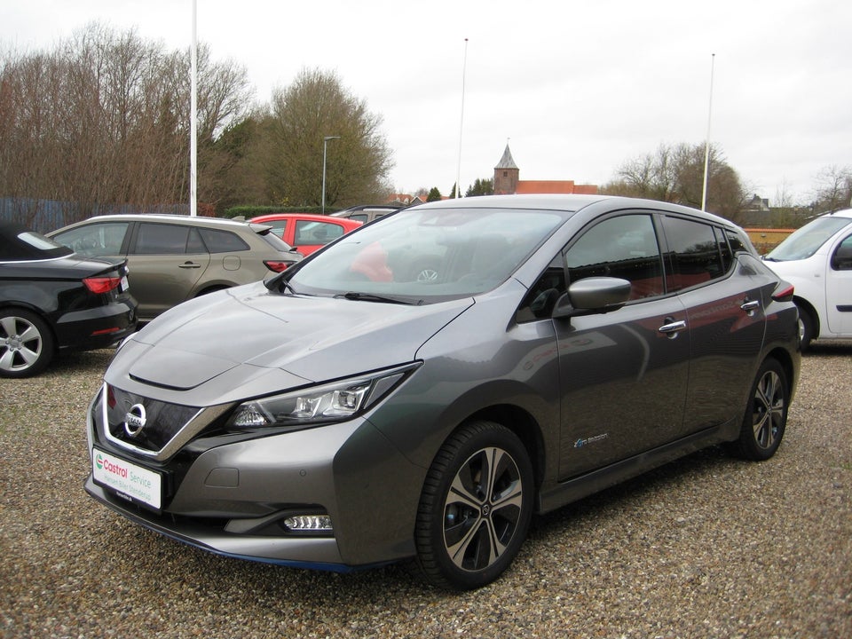 Nissan Leaf 62 e+ Tekna 5d