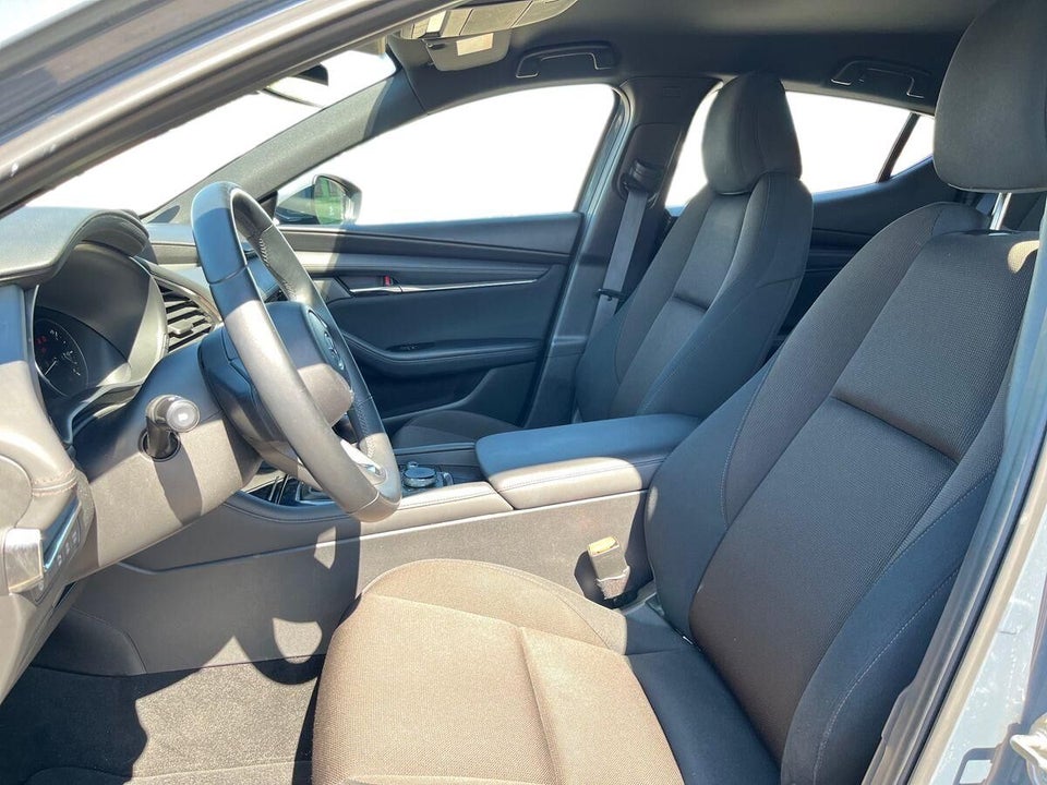 Mazda 3 2,0 SkyActiv-G 122 Sky 5d