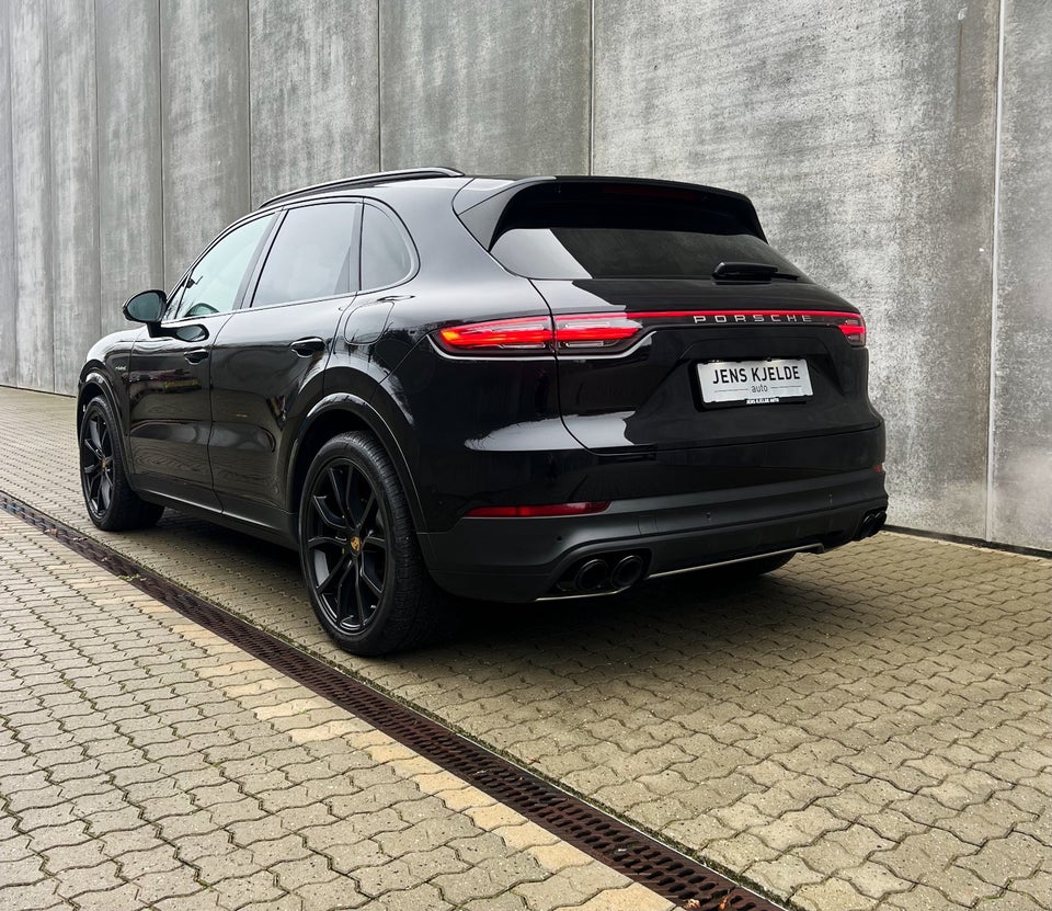 Porsche Cayenne 3,0 E-Hybrid Tiptr. 5d