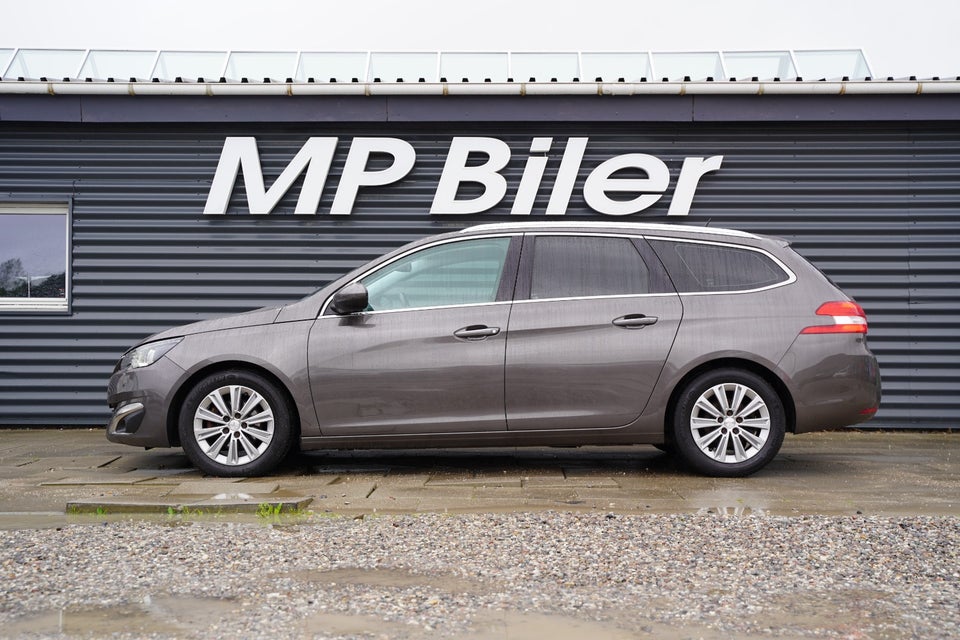 Peugeot 308 1,6 BlueHDi 120 Allure Sky SW 5d