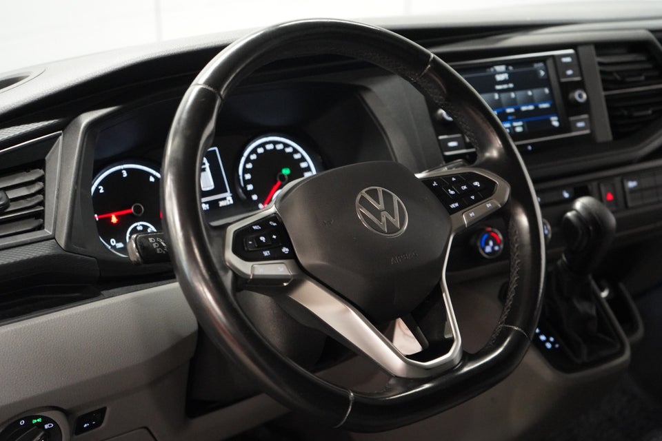 VW Transporter 2,0 TDi 150 Kassevogn DSG lang