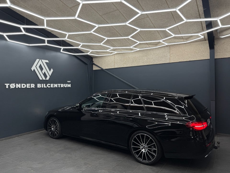 Mercedes E220 d 2,0 AMG Line stc. aut. 5d