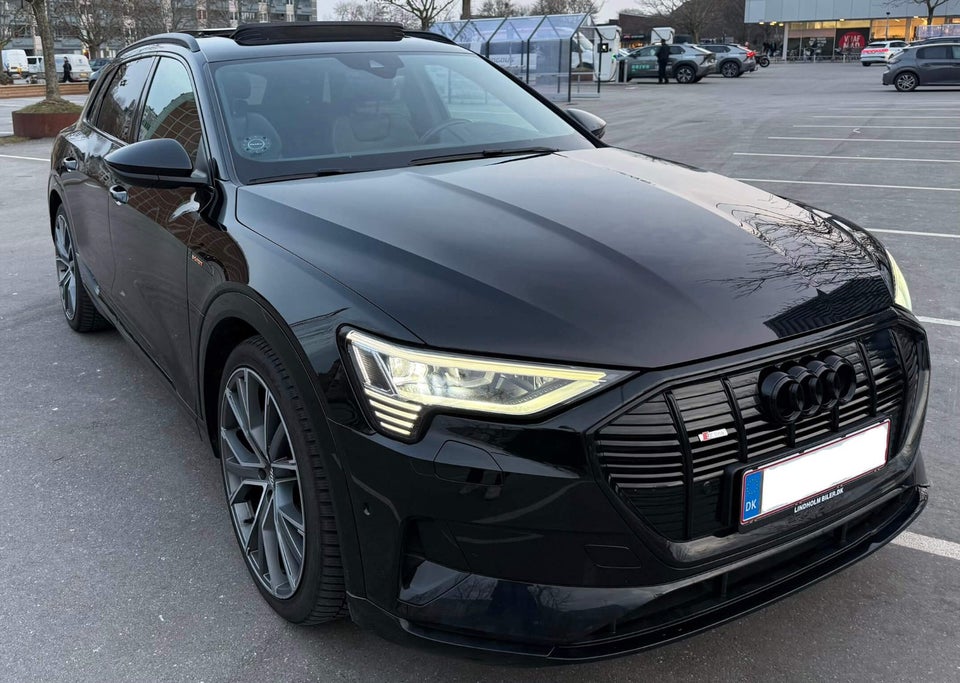 Audi e-tron 50 S-line quattro 5d