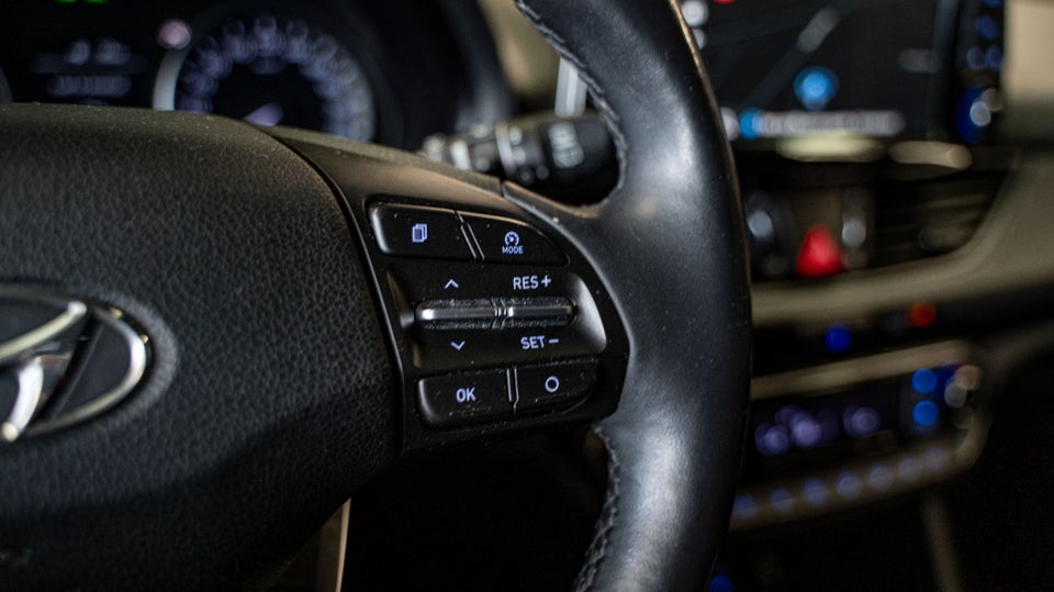 Hyundai i30 1,0 T-GDi Premium 5d
