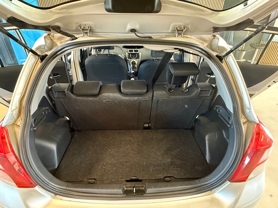 Toyota Yaris 1,4 D-4D T2 5d