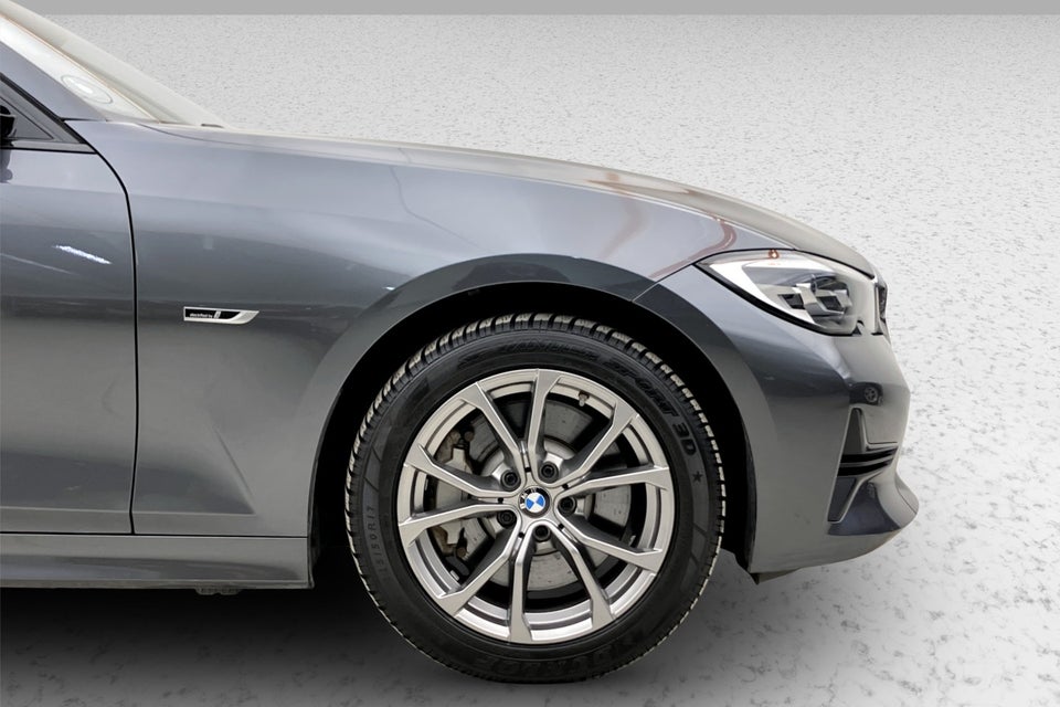 BMW 330e 2,0 Touring Sport Line aut. 5d