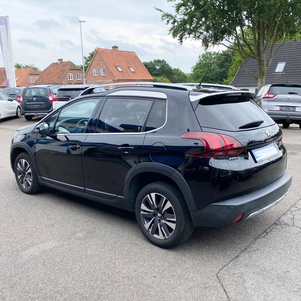 Peugeot 2008 1,6 BlueHDi 100 Allure 5d