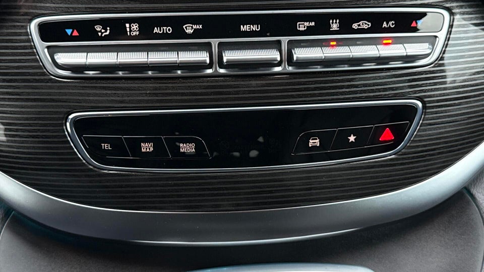 Mercedes EQV300 Avantgarde XL Van