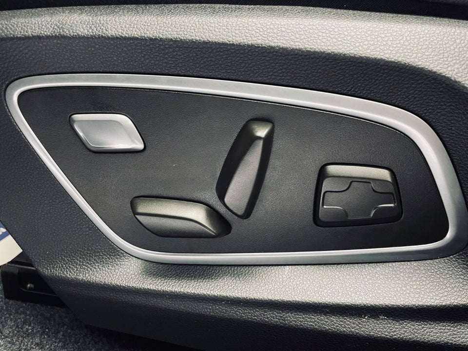 Renault Megane E-Tech 60 Iconic 5d