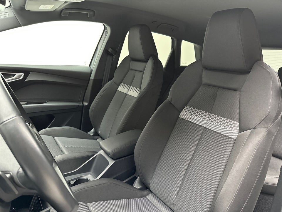 Audi Q4 e-tron 45 Advanced 5d
