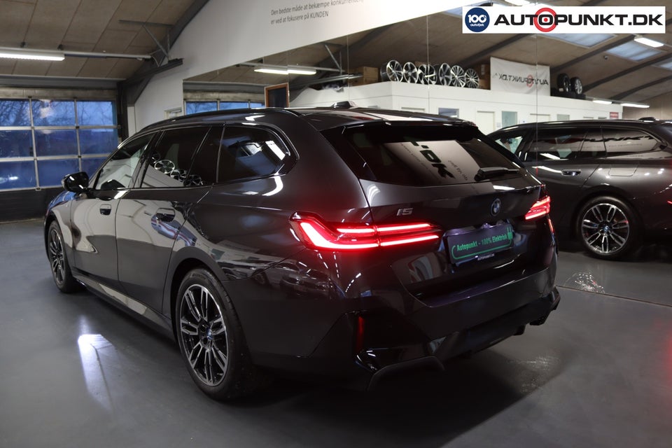 BMW i5 eDrive40 Touring M-Sport 5d