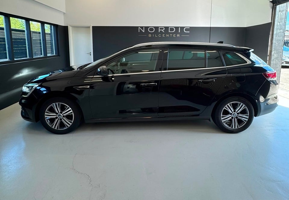 Renault Megane IV 1,6 E-Tech Intens Sport Tourer 5d