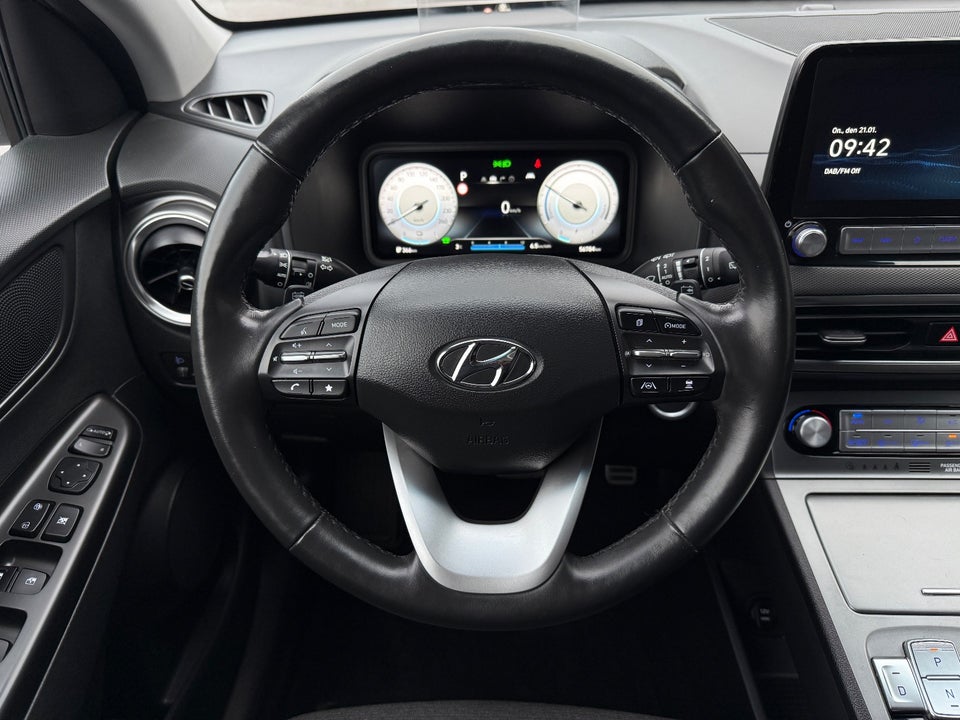 Hyundai Kona 64 EV Premium 5d