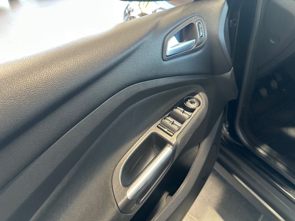 Ford C-MAX 1,5 TDCi 120 Business Van 5d