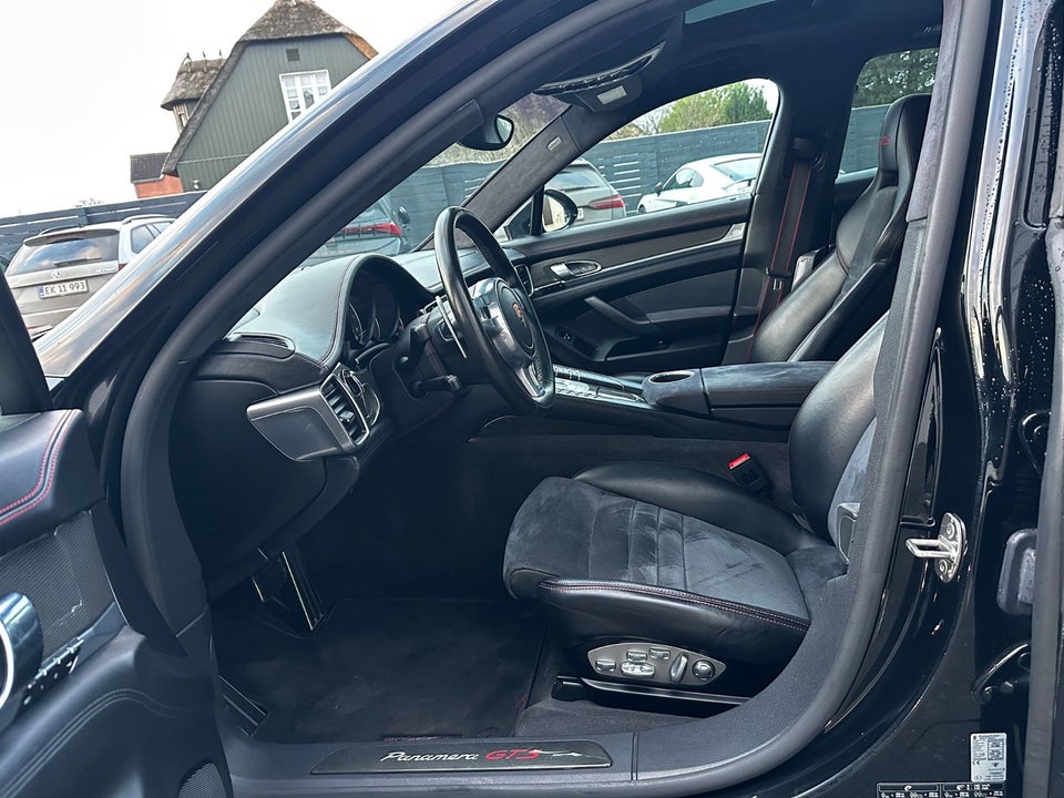 Porsche Panamera GTS 4,8 PDK 5d
