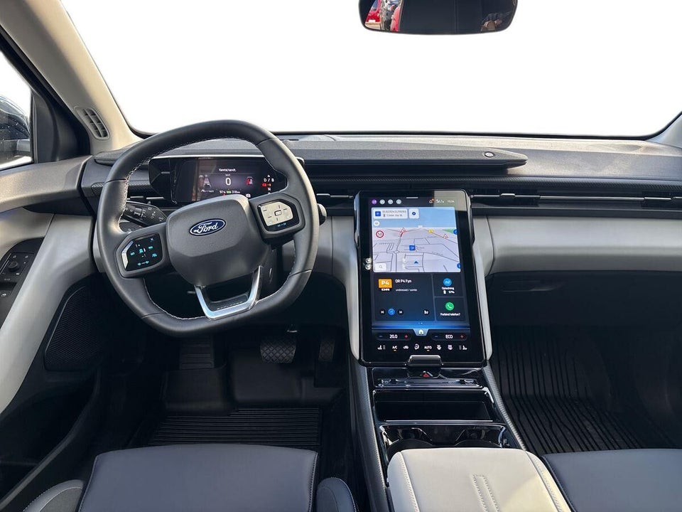 Ford Explorer 55 Premium Standard Range 5d