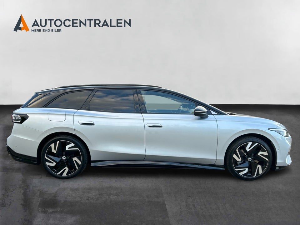 VW ID.7 86 Style S Tourer 5d