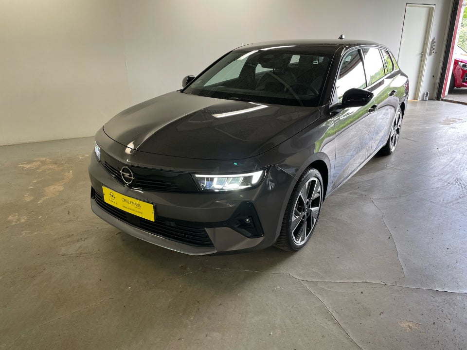Opel Astra-e 54 Sports Tourer 5d