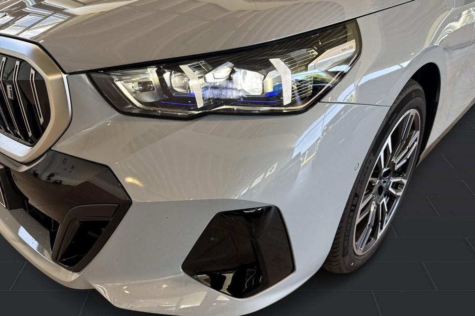 BMW i5 eDrive40 Touring M-Sport 5d