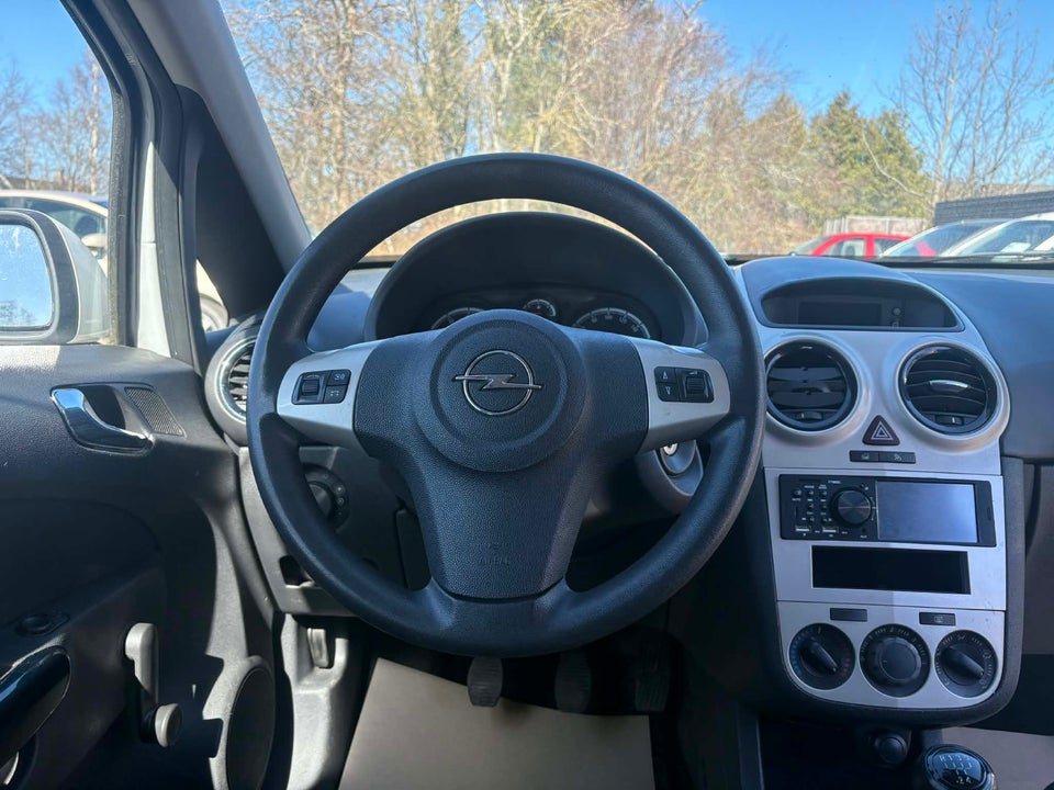 Opel Corsa 1,0 12V Enjoy 3d