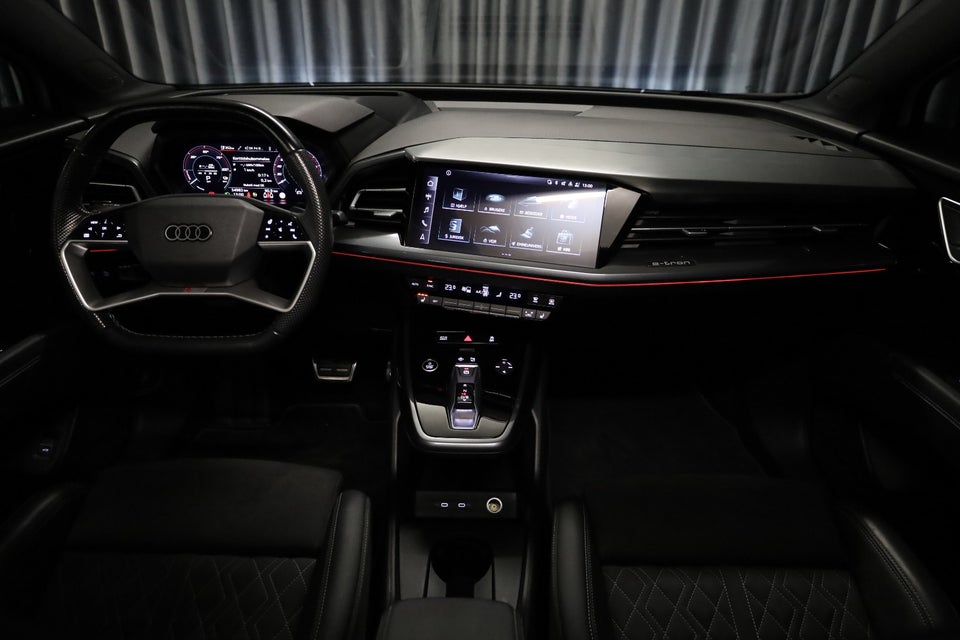 Audi Q4 e-tron 45 S-line Sportback quattro 5d