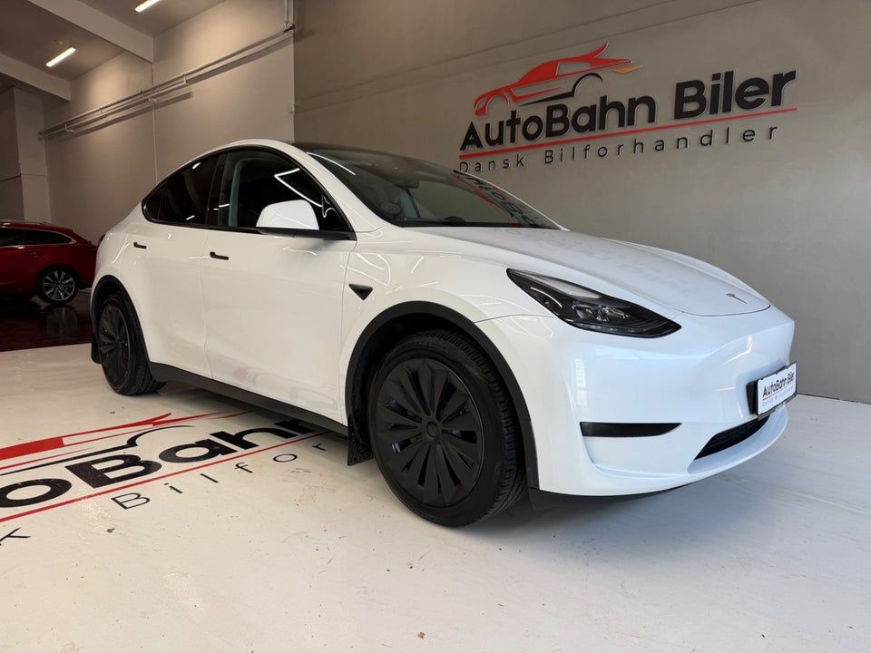 Tesla Model Y RWD 5d