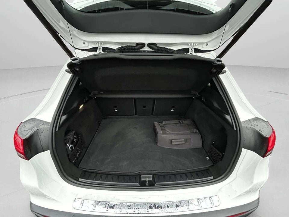 Mercedes EQA250 Progressive 5d