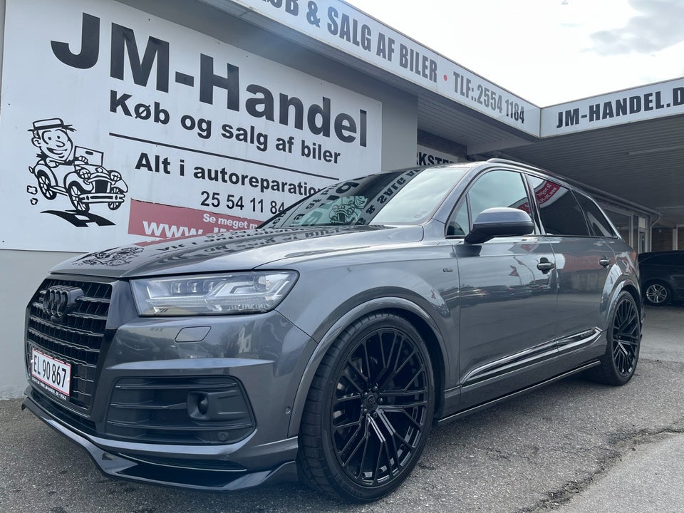 Audi Q7 3,0 TDi 272 S-line quattro Tiptr. 5d