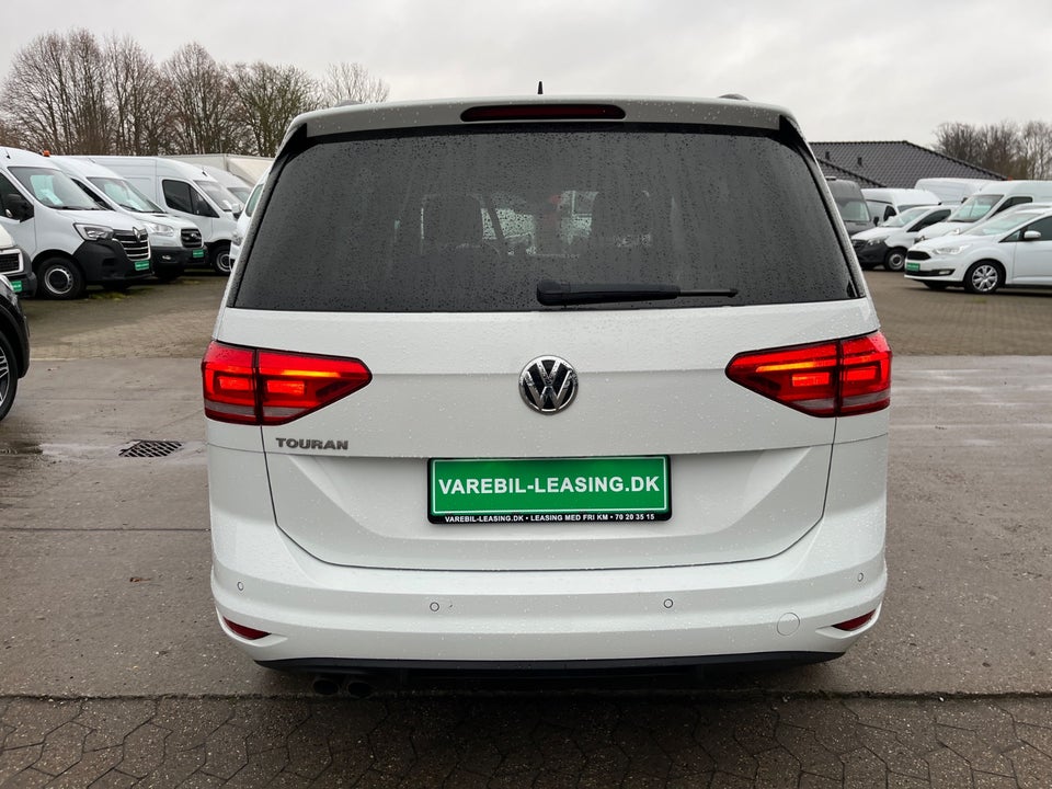 VW Touran 2,0 TDi 150 IQ.Drive DSG Van 5d