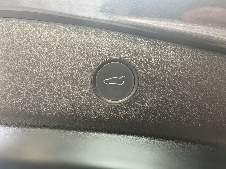 Tesla Model 3 Standard Range+ RWD 4d