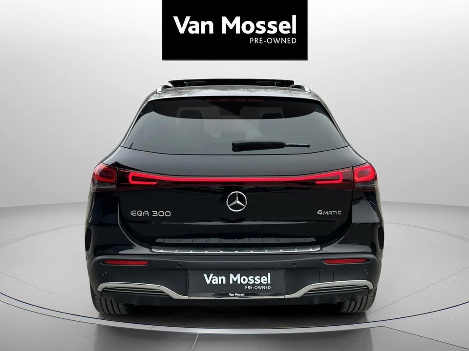 Mercedes EQA300 AMG Line 4Matic 5d