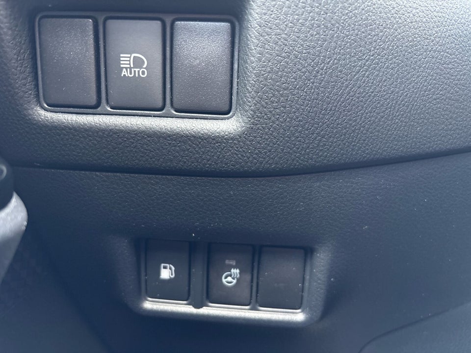 Toyota C-HR 1,8 Hybrid C-LUB Premium CVT 5d