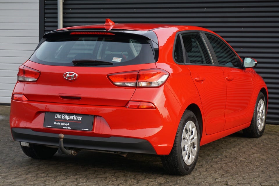 Hyundai i30 1,0 T-GDi Life 5d